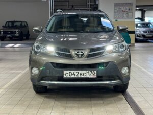 Toyota RAV4 2015 2.0 CVT (146 л.с.) 4WD Комфорт Плюс c пробегом - фото 3