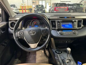 Toyota RAV4 2015 2.0 CVT (146 л.с.) 4WD Комфорт Плюс c пробегом - фото 4
