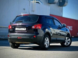 Nissan Qashqai 2009 1.6 MT (114 л.с.) SE c пробегом - фото 2