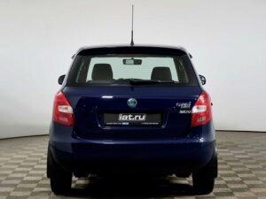 Skoda Fabia 2011 1.4 MT (86 л.с.) Ambition c пробегом - фото 6