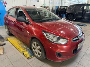 Hyundai Solaris 2014 1.6 AT (123 л.с.) Classic c пробегом - фото 4