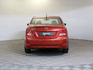 Hyundai Solaris 2014 1.6 AT (123 л.с.) Classic c пробегом - фото 6