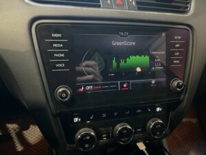 Skoda Octavia 2017 1.8 AMT (180 л.с.) 4WD Style c пробегом - фото 7