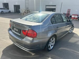 BMW 3 серии 2011 320i 2.0 AT (156 л.с.) 320 c пробегом - фото 4
