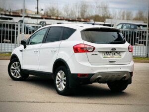 Ford Kuga 2012 2.5 AT (200 л.с.) 4WD Titanium c пробегом - фото 4