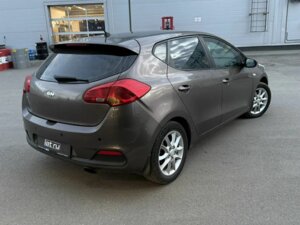 Kia Ceed 2012 1.6 AT (129 л.с.) Luxe c пробегом - фото 2