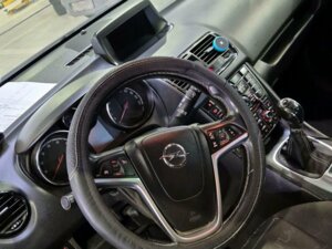 Opel Meriva 2013 1.4 MT (140 л.с.) Cosmo c пробегом - фото 5