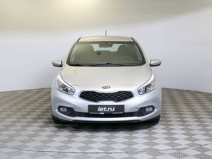 Kia Ceed 2012 1.4 MT (100 л.с.) Classic (без опций обогрева) c пробегом - фото 2