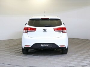 Kia Rio 2016 1.6 MT (123 л.с.) Comfort Аудио c пробегом - фото 6