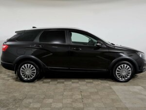 Lada (ВАЗ) Vesta 2018 SW Cross 1.8 MT (122 л.с.) Luxe Multimedia (2017-2019) c пробегом - фото 4