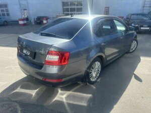 Skoda Octavia 2015 1.8 AMT (180 л.с.) Laurin&Klement c пробегом - фото 4