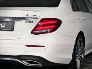 Mercedes-Benz E-Класс 2020 200 2.0 AT (197 л.с.) 4WD E 200 4MATIC Sport c пробегом - фото 4