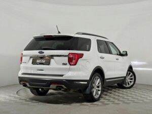 Ford Explorer 2018 3.5 AT (249 л.с.) 4WD Limited c пробегом - фото 5