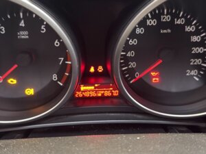 Mazda 3 2009 1.6 MT (105 л.с.) Touring Plus c пробегом - фото 1