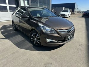 Hyundai Solaris 2016 1.6 AT (123 л.с.) Comfort c пробегом - фото 2