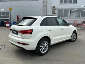 Audi Q3 2012 2.0 AMT (170 л.с.) 4WD Базовая c пробегом - фото 2