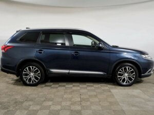 Mitsubishi Outlander 2018 2.0 CVT (146 л.с.) 4WD Intense+ c пробегом - фото 4