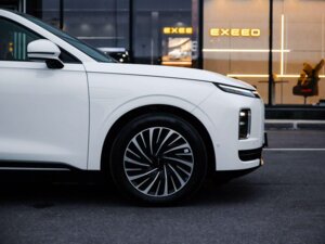 Новый Exeed Exlantix ET 2025 1.5hyb AT (469 л.с.) 4WD Top  - фото 8