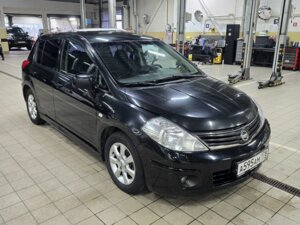 Nissan Tiida 2010 1.6 AT (110 л.с.) Tekna c пробегом - фото 2