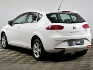 SEAT Leon 2012 1.2 MT (105 л.с.) Reference c пробегом - фото 7