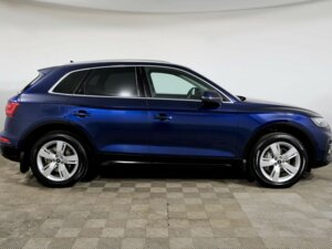 Audi Q5 2021 45 TFSI 2.0 AMT (249 л.с.) 4WD 45 TFSI quattro S tronic c пробегом - фото 4