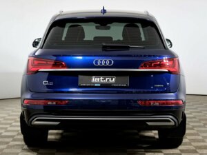 Audi Q5 2021 45 TFSI 2.0 AMT (249 л.с.) 4WD 45 TFSI quattro S tronic c пробегом - фото 6