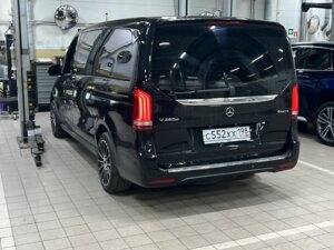 Mercedes-Benz V-Класс 2017 250 d длинный 2.1d AT (190 л.с.) 4WD  c пробегом - фото 3