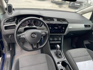 Volkswagen Touran 2018 DSG6 2.0d AMT (150 л.с.)  c пробегом - фото 7