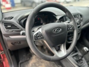Lada (ВАЗ) Vesta 2018 SW 1.8 MT (122 л.с.) Luxe (2017-2019) c пробегом - фото 6