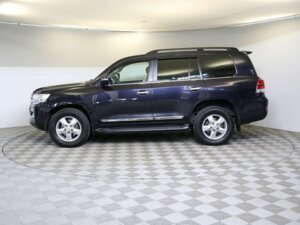 Toyota Land Cruiser 2020 4.5d AT (249 л.с.) 4WD Люкс Safety (7 мест) c пробегом - фото 8