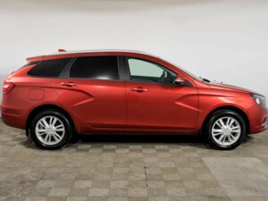 Lada (ВАЗ) Vesta 2018 SW 1.8 MT (122 л.с.) Luxe (2017-2019) c пробегом - фото 4