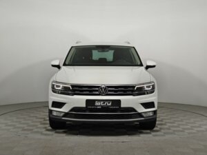 Volkswagen Tiguan 2017 1.4 AMT (150 л.с.) Highline c пробегом - фото 2