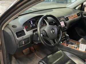 Volkswagen Touareg 2011 3.6 AT (249 л.с.) 4WD V6 (low) c пробегом - фото 7