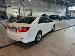 Toyota Camry 2014 2.0 AT (148 л.с.) Стандарт плюс c пробегом - фото 3