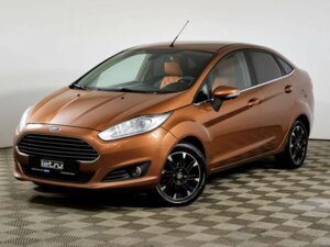Ford Fiesta 2015 1.6 AMT (120 л.с.) Titanium c пробегом - фото 1