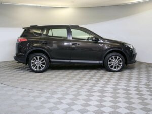 Toyota RAV4 2016 2.0 CVT (146 л.с.) 4WD Престиж c пробегом - фото 4