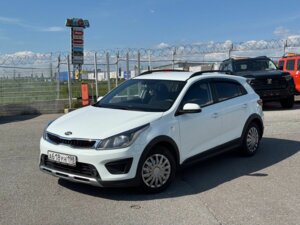 Kia Rio 2018 X-Line 1.4 MT (100 л.с.) Comfort c пробегом - фото 6