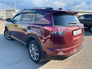 Toyota RAV4 2018 2.5 AT (180 л.с.) 4WD Престиж Safety c пробегом - фото 3
