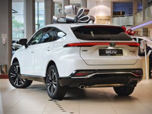 Новый Toyota Venza 2024 2.0 CVT (171 л.с.) 4WD Extreme Edition  - фото 3