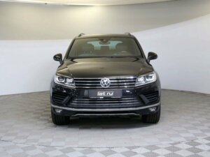 Volkswagen Touareg 2018 3.6 AT (249 л.с.) 4WD Wolfsburg Edition c пробегом - фото 2