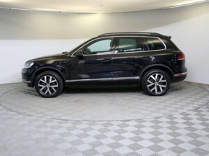 Volkswagen Touareg 2018 3.6 AT (249 л.с.) 4WD Wolfsburg Edition c пробегом - фото 7