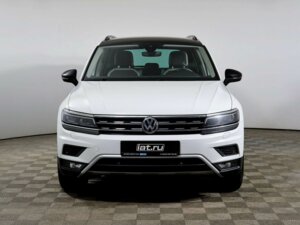 Volkswagen Tiguan 2020 2.0 AMT (180 л.с.) 4WD OFFROAD c пробегом - фото 2