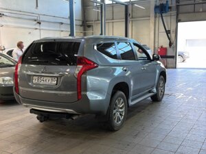 Mitsubishi Pajero Sport 2018 2.4d MT (181 л.с.) 4WD Invite c пробегом - фото 4