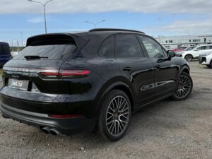 Porsche Cayenne 2019 3.0 AT (340 л.с.) 4WD Cayenne Platinum Edition c пробегом - фото 2