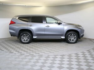 Mitsubishi Pajero Sport 2018 2.4d MT (181 л.с.) 4WD Invite c пробегом - фото 4