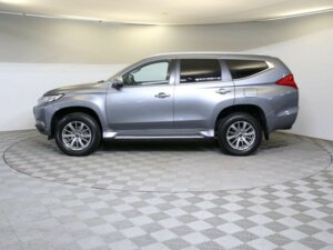 Mitsubishi Pajero Sport 2018 2.4d MT (181 л.с.) 4WD Invite c пробегом - фото 8
