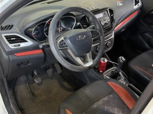 Lada (ВАЗ) Vesta 2018 SW Cross 1.6 MT (106 л.с.) Comfort c пробегом - фото 6