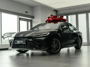 Новый Toyota Camry 2025 2.0hyb CVT (197 л.с.) Sport PLUS  - фото 2
