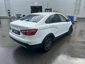 Lada (ВАЗ) Vesta 2018 Cross 1.6 MT (106 л.с.) Luxe c пробегом - фото 2