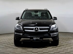 Mercedes-Benz GL-Класс 2012 500 4.7 AT (435 л.с.) 4WD GL 500 4MATIC Особая серия c пробегом - фото 2
